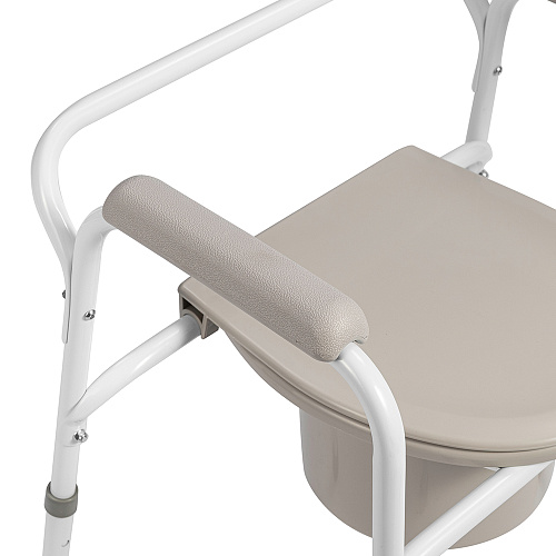 Подлокотники с противоскользящими накладками